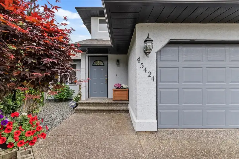 45424 DORELL PLACE - photo 3 of 36