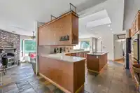 21480 18 AVENUE - thumbnail 10
