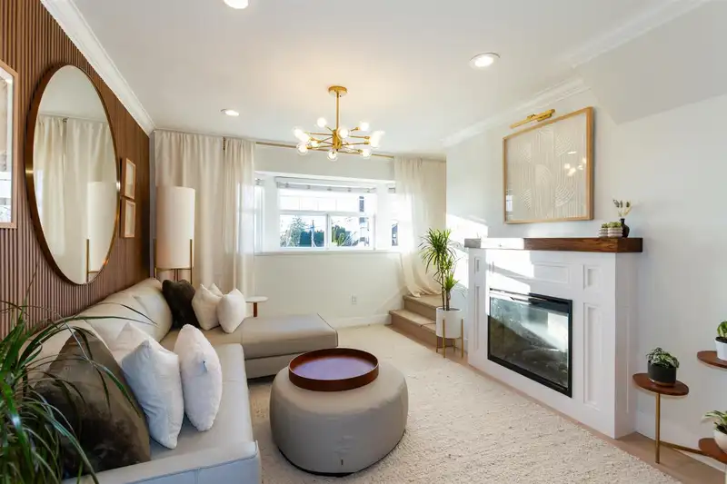 6450 ST. GEORGE STREET - photo 2 of 34