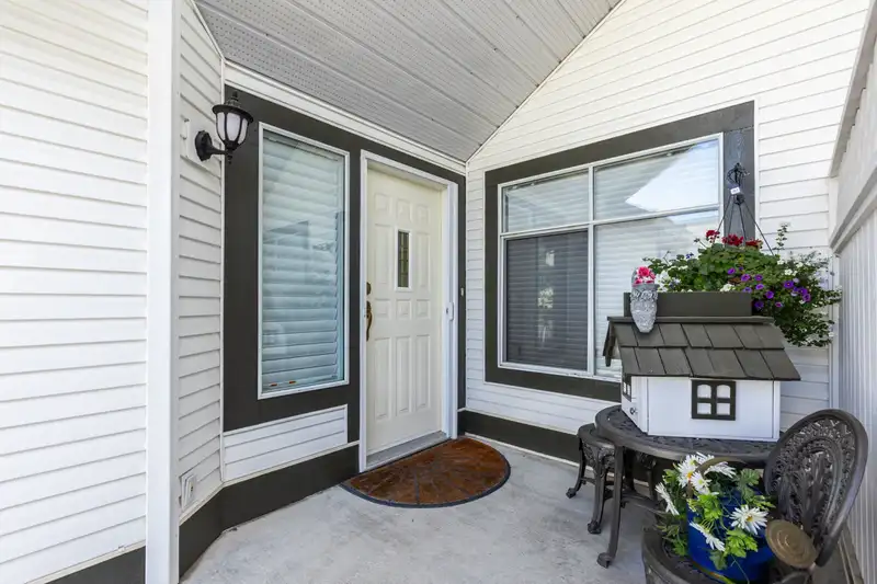101 19649 53 AVENUE - photo 2 of 28
