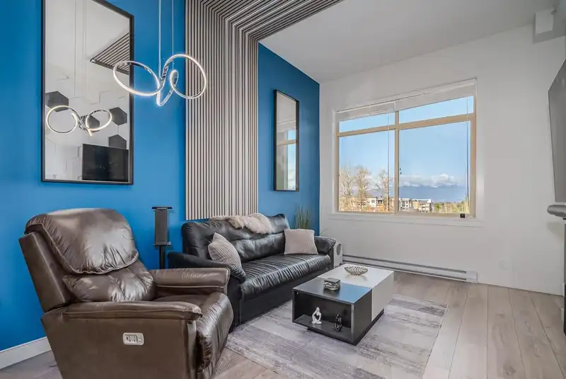 608 20673 78 AVENUE - photo 3 of 39