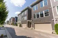 74 8371 202B STREET - thumbnail 1