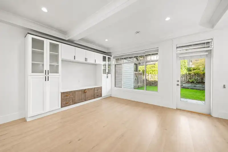 11 8425 VENTURE WAY - photo 3 of 40