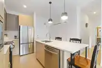 410 20695 EASTLEIGH CRESCENT - thumbnail 21