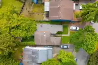7092 129A STREET - thumbnail 2