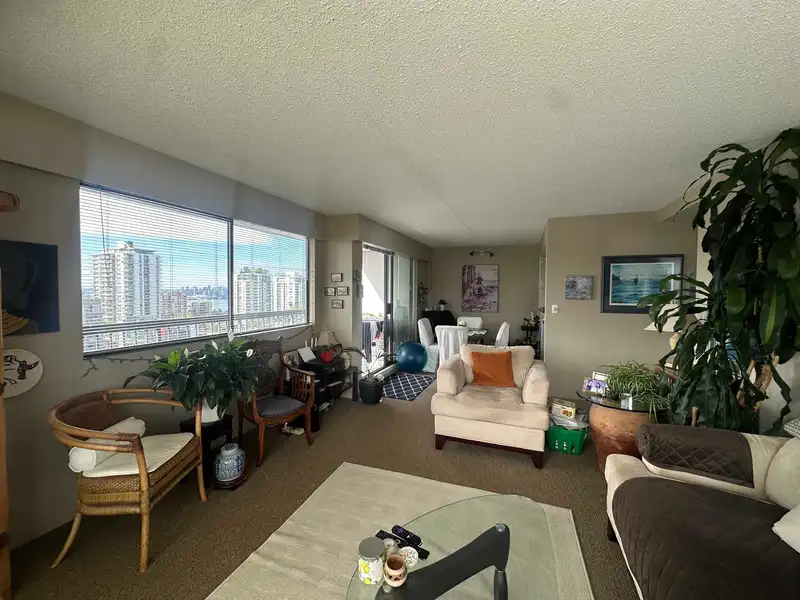 802 1515 EASTERN AVENUE - photo 4 of 11