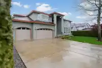 14330 82 AVENUE - thumbnail 1