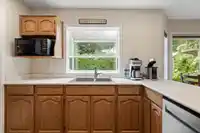 3 1735 SPRING CREEK DRIVE - thumbnail 13