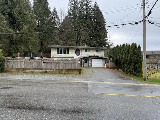 33368 KNIGHT AVENUE - photo 3 of 7