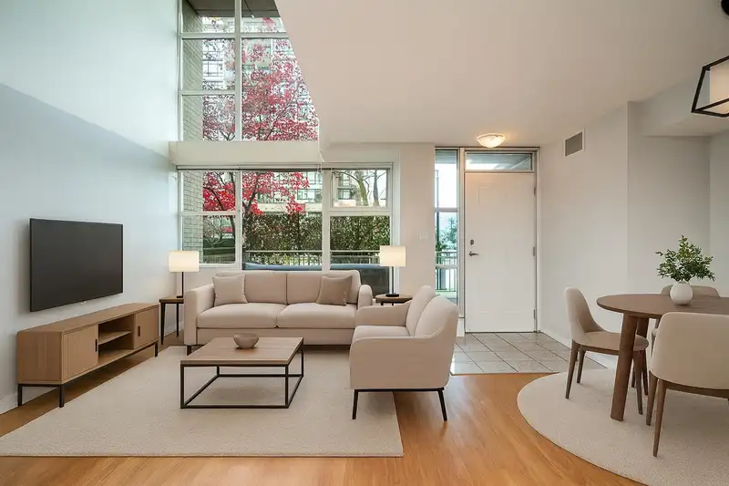 TH6 168 E ESPLANADE AVENUE - photo 4 of 26