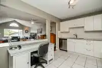 303 5375 205 STREET - thumbnail 9