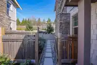 11 20487 65 AVENUE - thumbnail 22