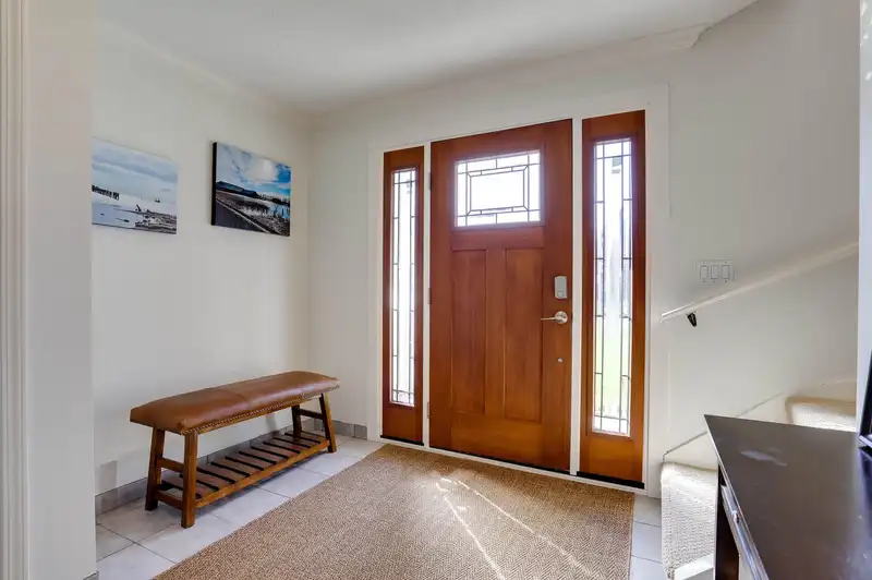 8271 ROSEHILL DRIVE - photo 4 of 35