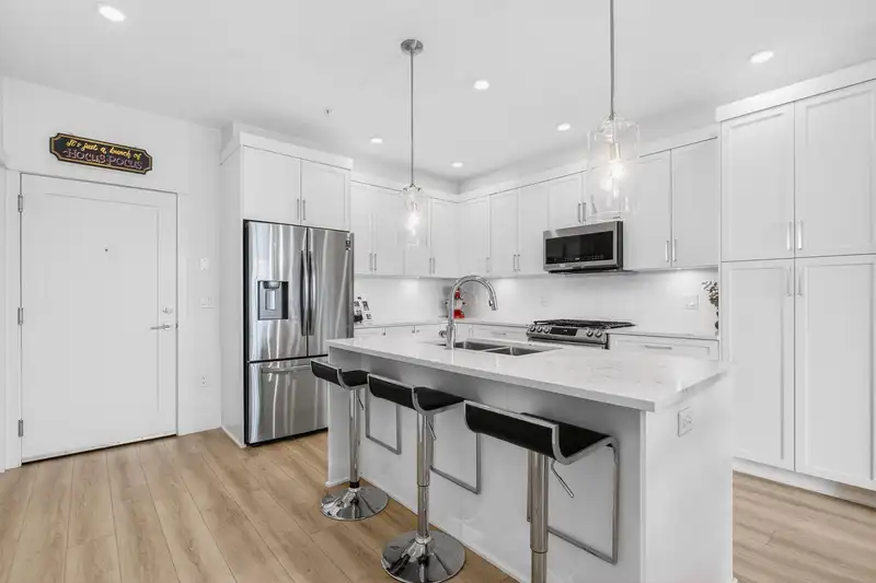 406 11865 227 STREET - photo 4 of 40