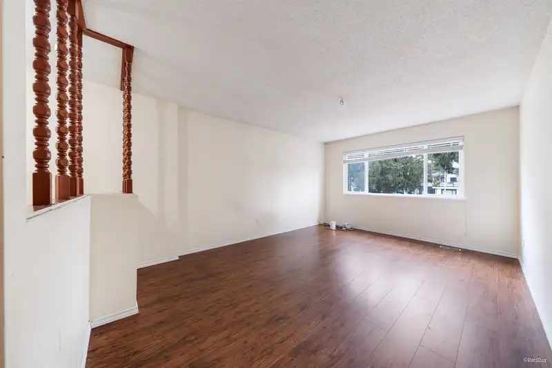 9687 131 STREET - photo 4 of 38