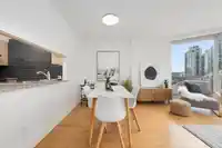 11D 199 DRAKE STREET - thumbnail 3