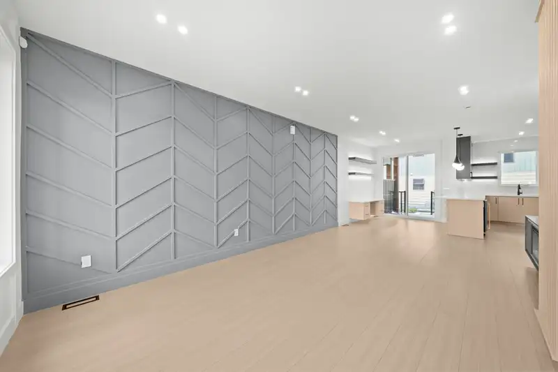 2 314 NELSON STREET - photo 2 of 29