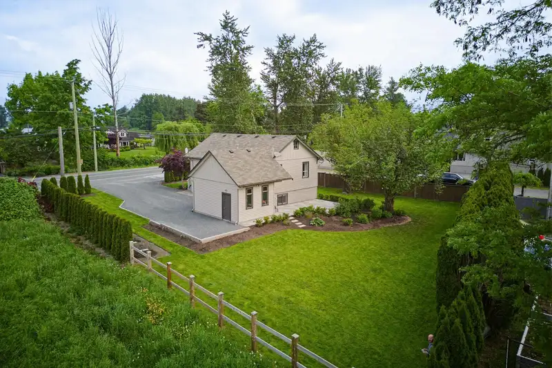 50750 YALE ROAD - photo 1 of 37