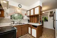 20088 FERNRIDGE CRESCENT - thumbnail 8