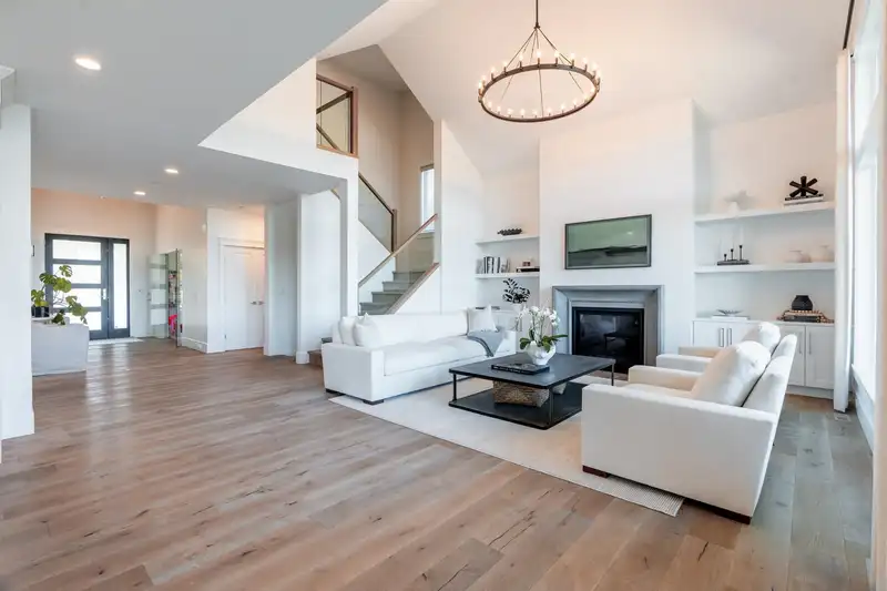 25 24455 61 AVENUE - photo 3 of 40