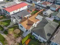2958 E 4TH AVENUE - thumbnail 19