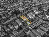 2958 E 4TH AVENUE - thumbnail 22