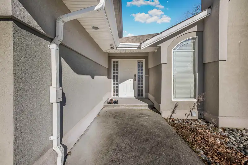 36111 SPYGLASS LANE - photo 3 of 38