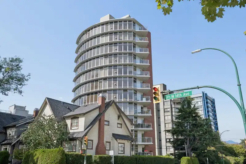 902 2965 FIR STREET - photo 1 of 25