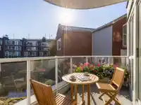 202 1551 MARINER WALK - thumbnail 32