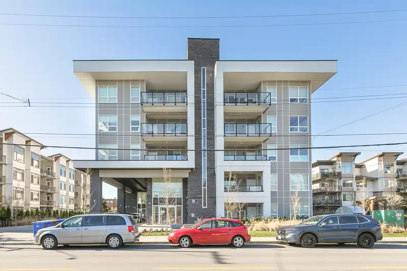 104 11913 BURNETT STREET - photo 1 of 15