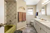 4629 239 STREET - thumbnail 13