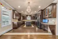6968 151A STREET - thumbnail 12