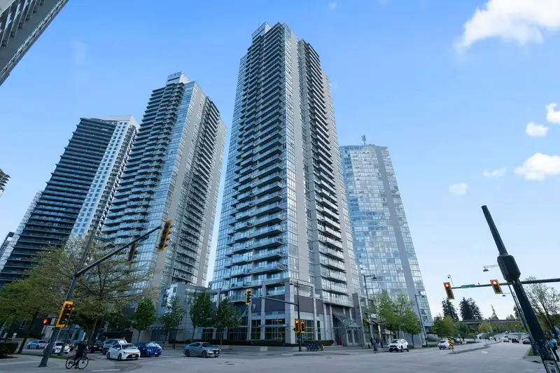 1310 13688 100 AVENUE - photo 1 of 28