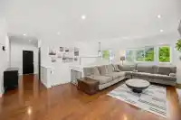 3887 ANGUS CRESCENT - thumbnail 2