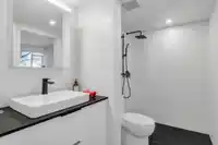 101 2135 ARGYLE AVENUE - thumbnail 32