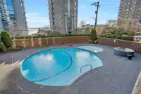 101 2135 ARGYLE AVENUE - thumbnail 36