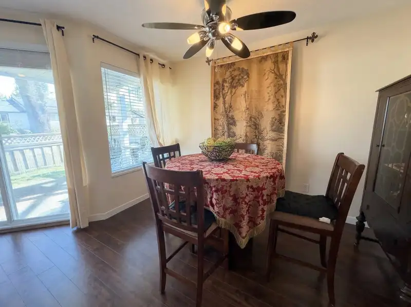 31 9265 122 STREET - photo 3 of 20