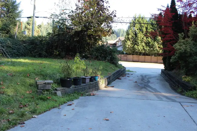 1472 PIPELINE ROAD - photo 4 of 23