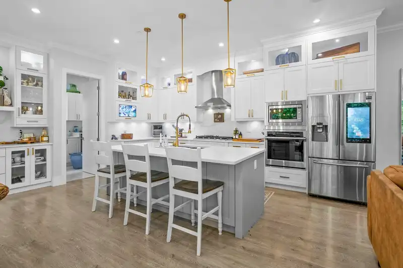 4441 EMILY CARR PLACE - photo 3 of 40