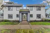 8 4890 48 AVENUE - thumbnail 1