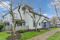 8 4890 48 AVENUE - thumbnail 2