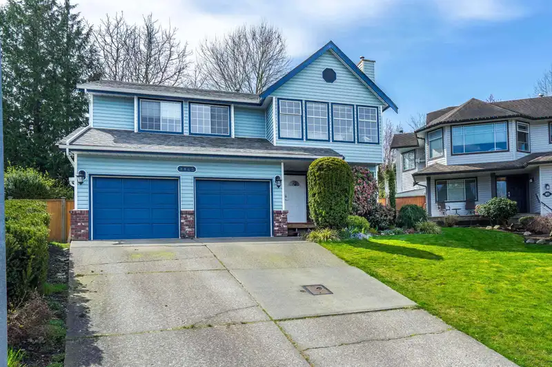 8863 212B STREET - photo 2 of 40