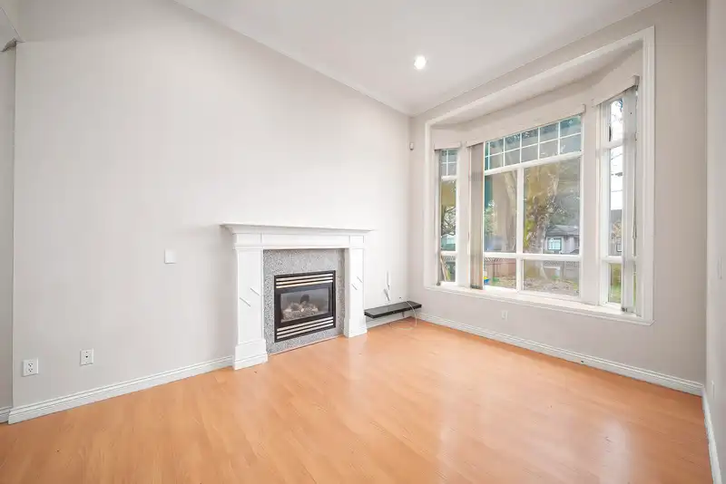 7431 14TH AVENUE - photo 3 of 24
