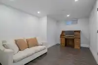 8478 215B STREET - thumbnail 31