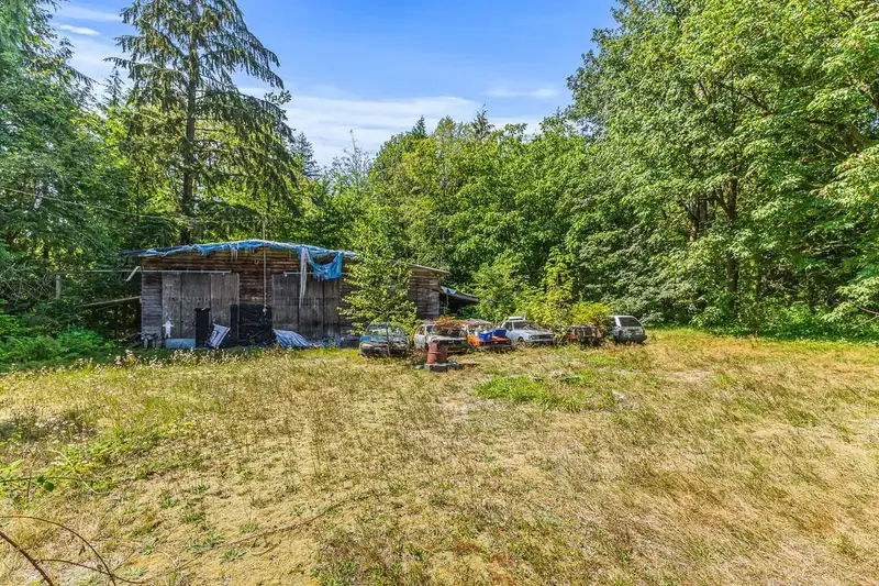 11167 284TH STREET - photo 2 of 14