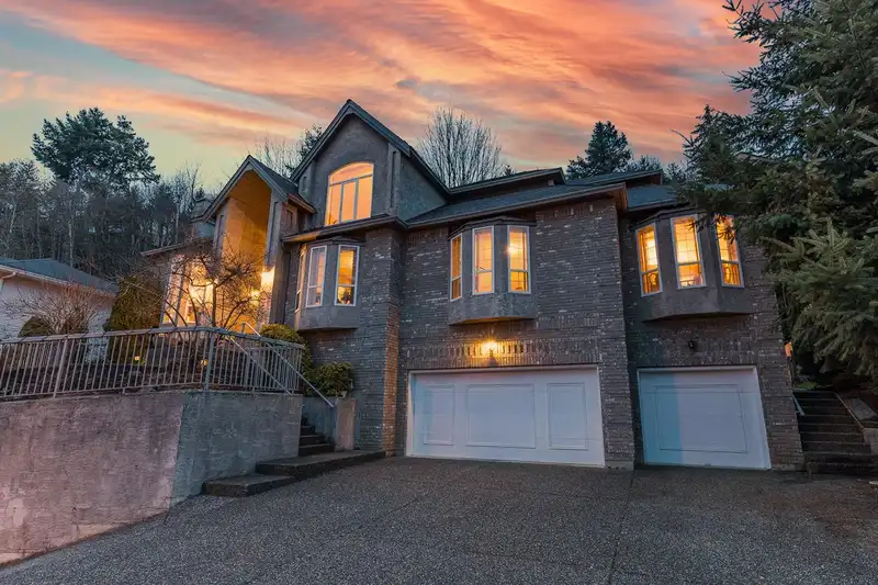 2780 ST MORITZ WAY - photo 1 of 40