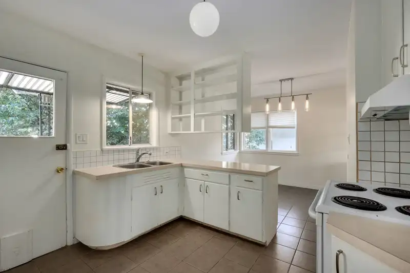 509 E KEITH ROAD - photo 1 of 33