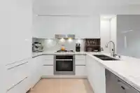 705 VICTORIA DRIVE - thumbnail 11