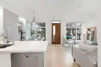 705 VICTORIA DRIVE - thumbnail 13