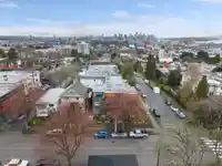 705 VICTORIA DRIVE - thumbnail 35